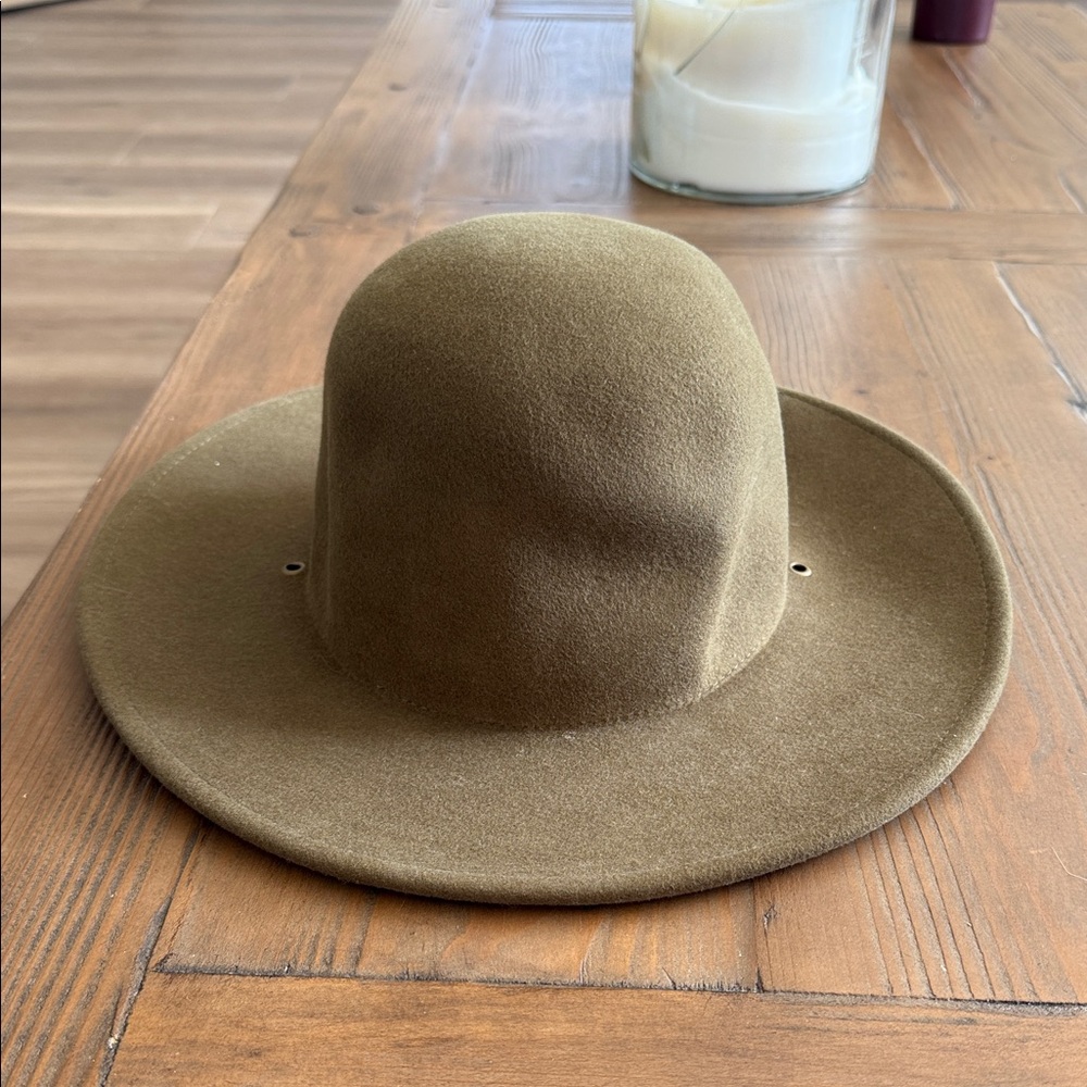 Braxton Size Medium Stylish Olive Green Felt Hat Medium
